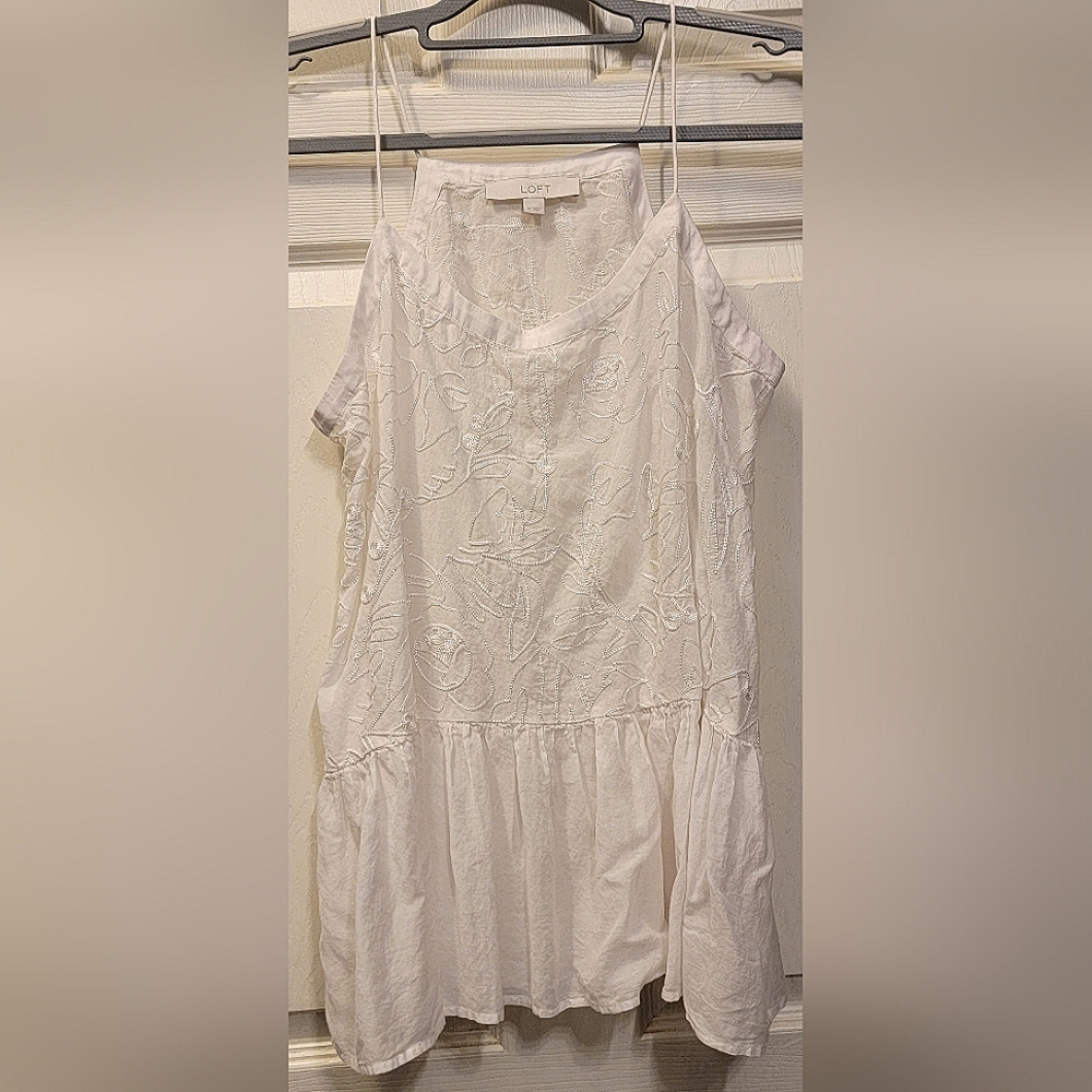 Loft Women's White Strappy Top with Embroidered Designs Size Medium